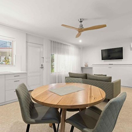 Moonlight Bay Suites Broome Exteriör bild