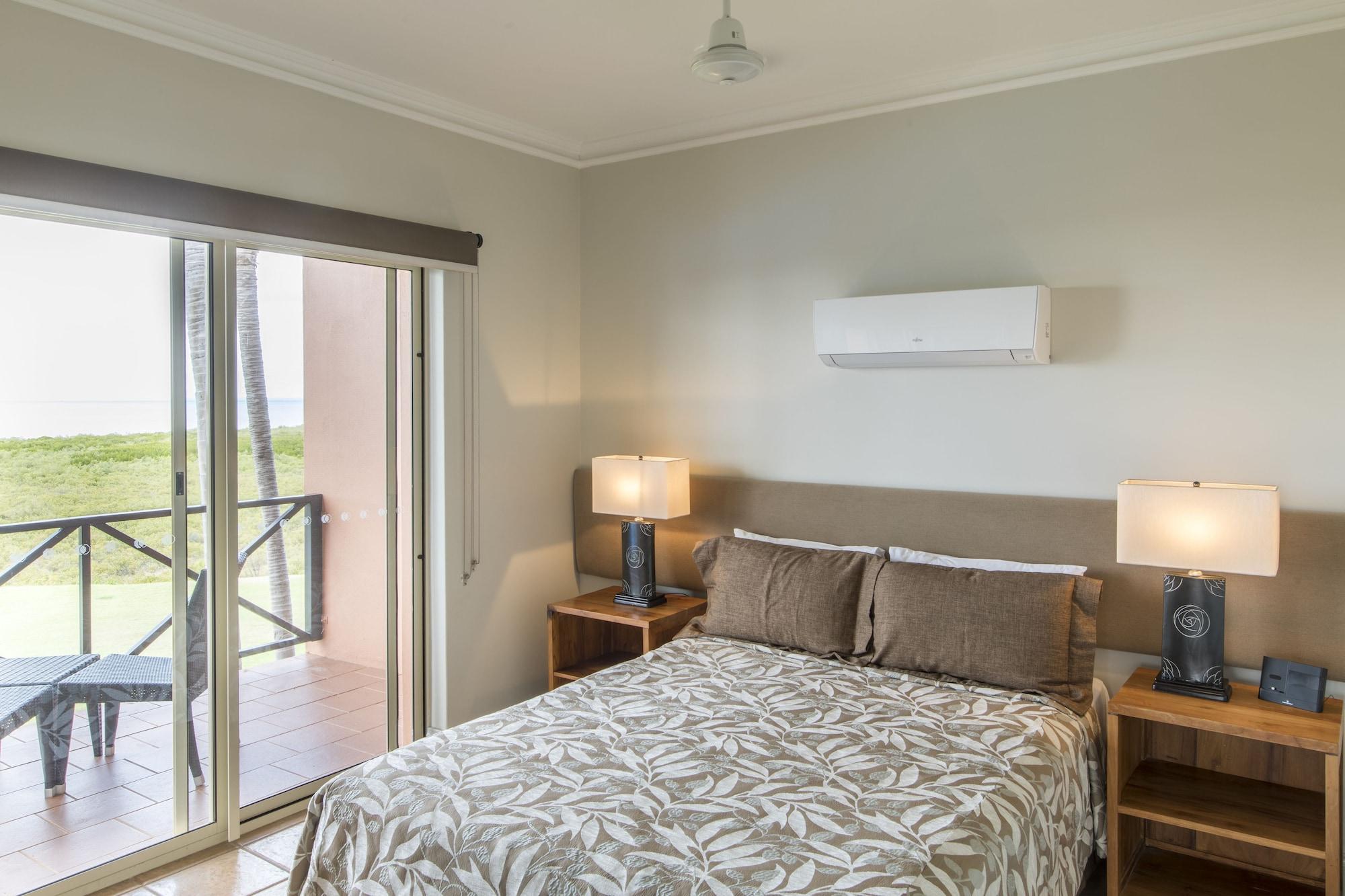 Moonlight Bay Suites Broome Exteriör bild