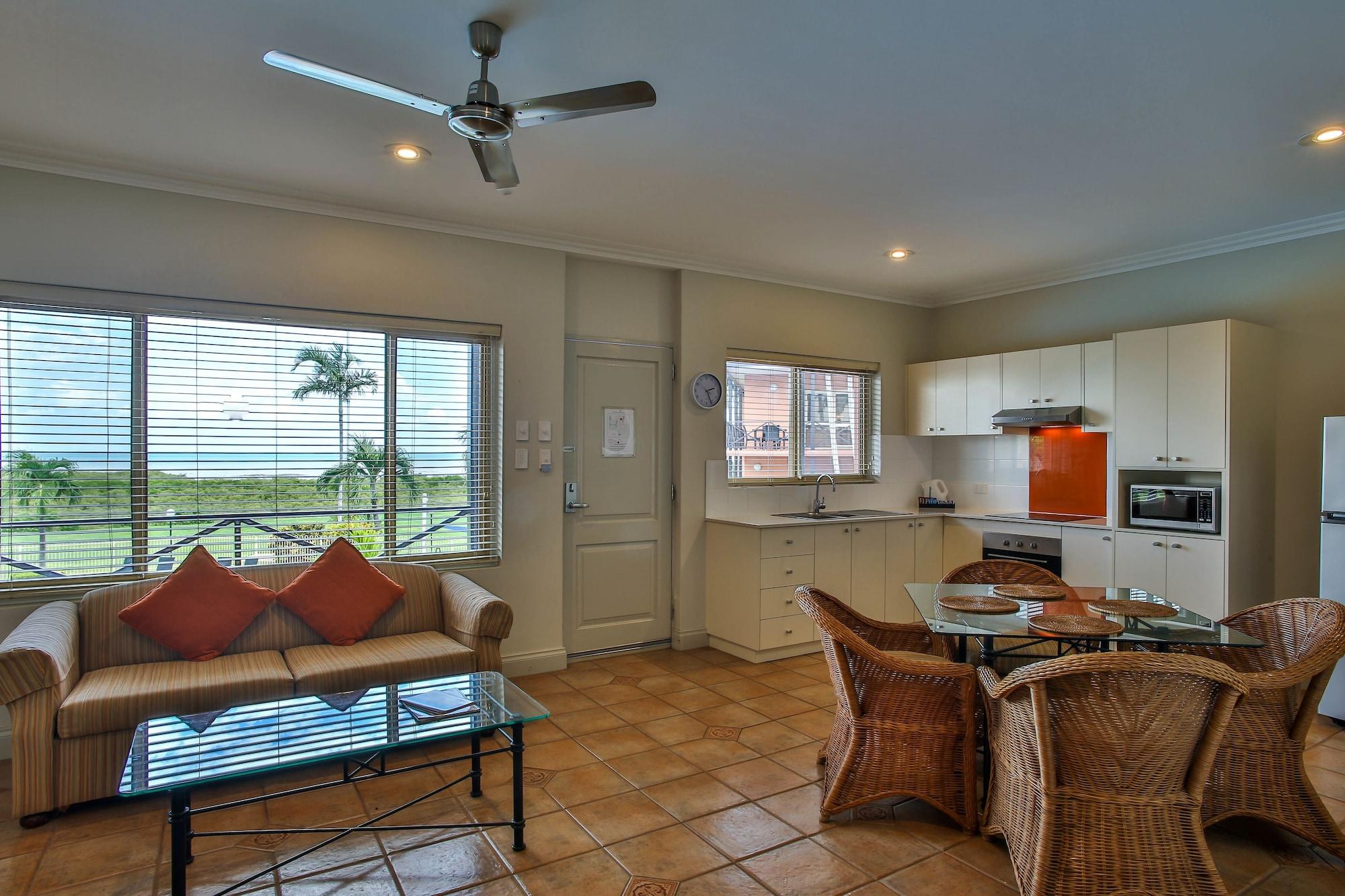 Moonlight Bay Suites Broome Exteriör bild