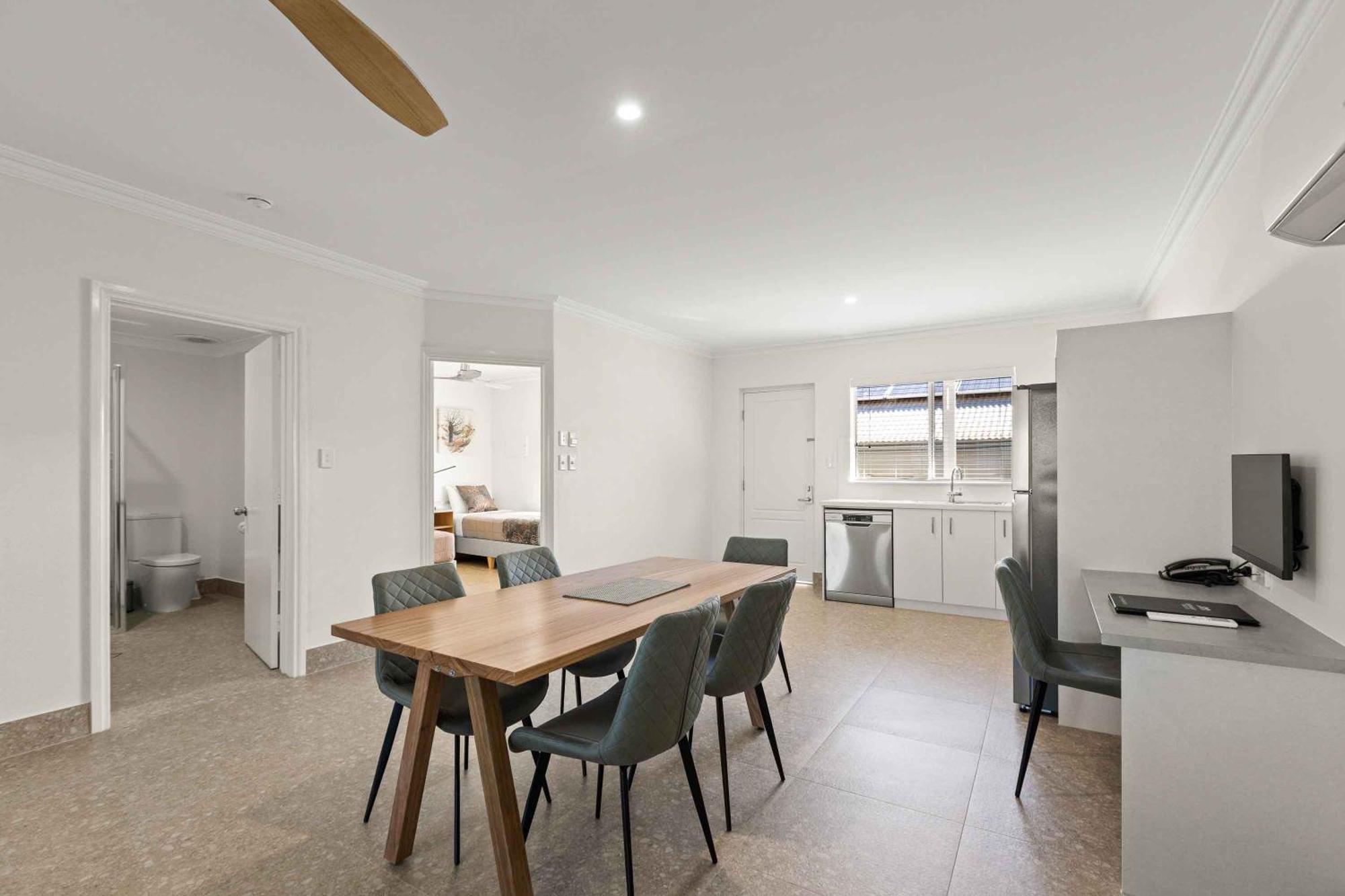 Moonlight Bay Suites Broome Exteriör bild