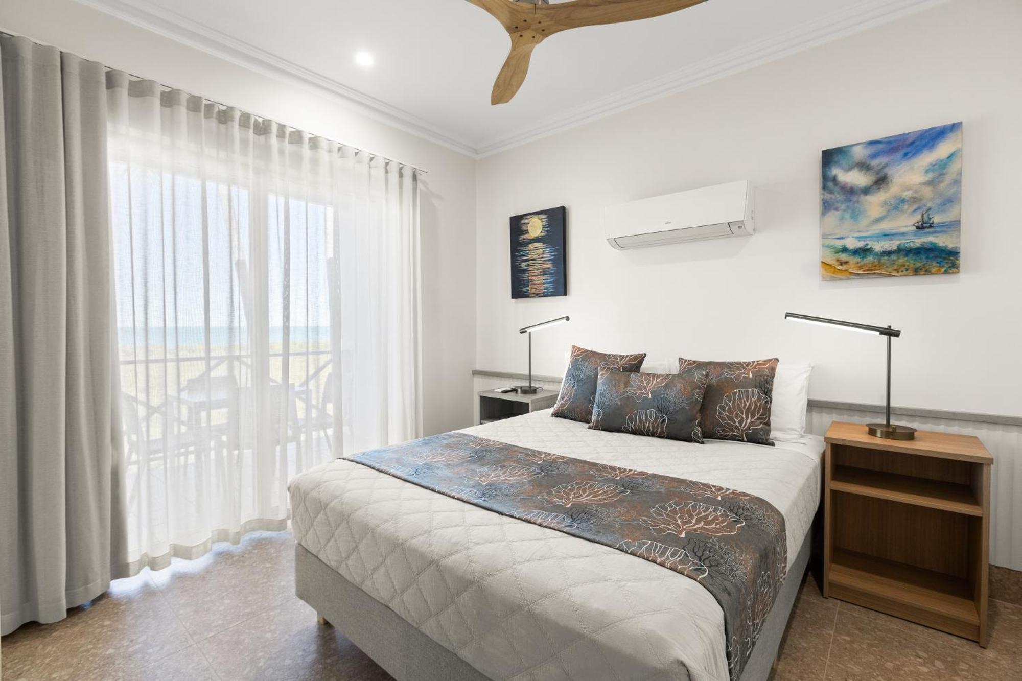Moonlight Bay Suites Broome Exteriör bild