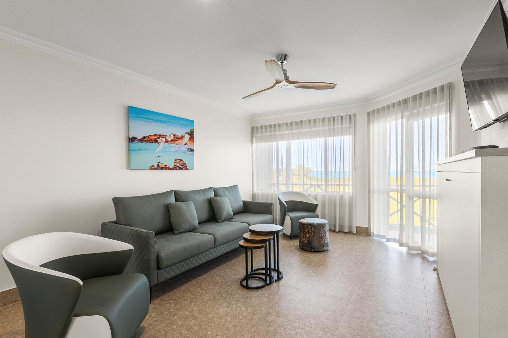 Moonlight Bay Suites Broome Exteriör bild