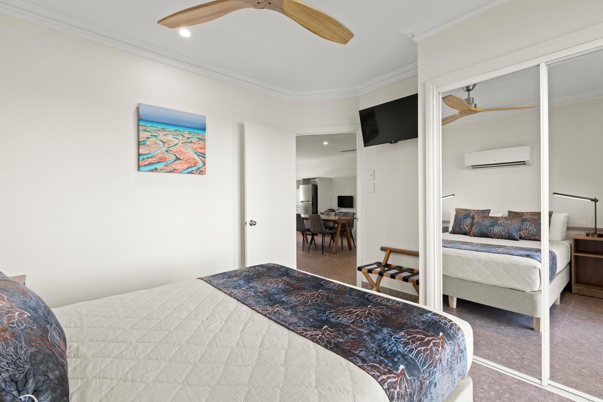 Moonlight Bay Suites Broome Exteriör bild