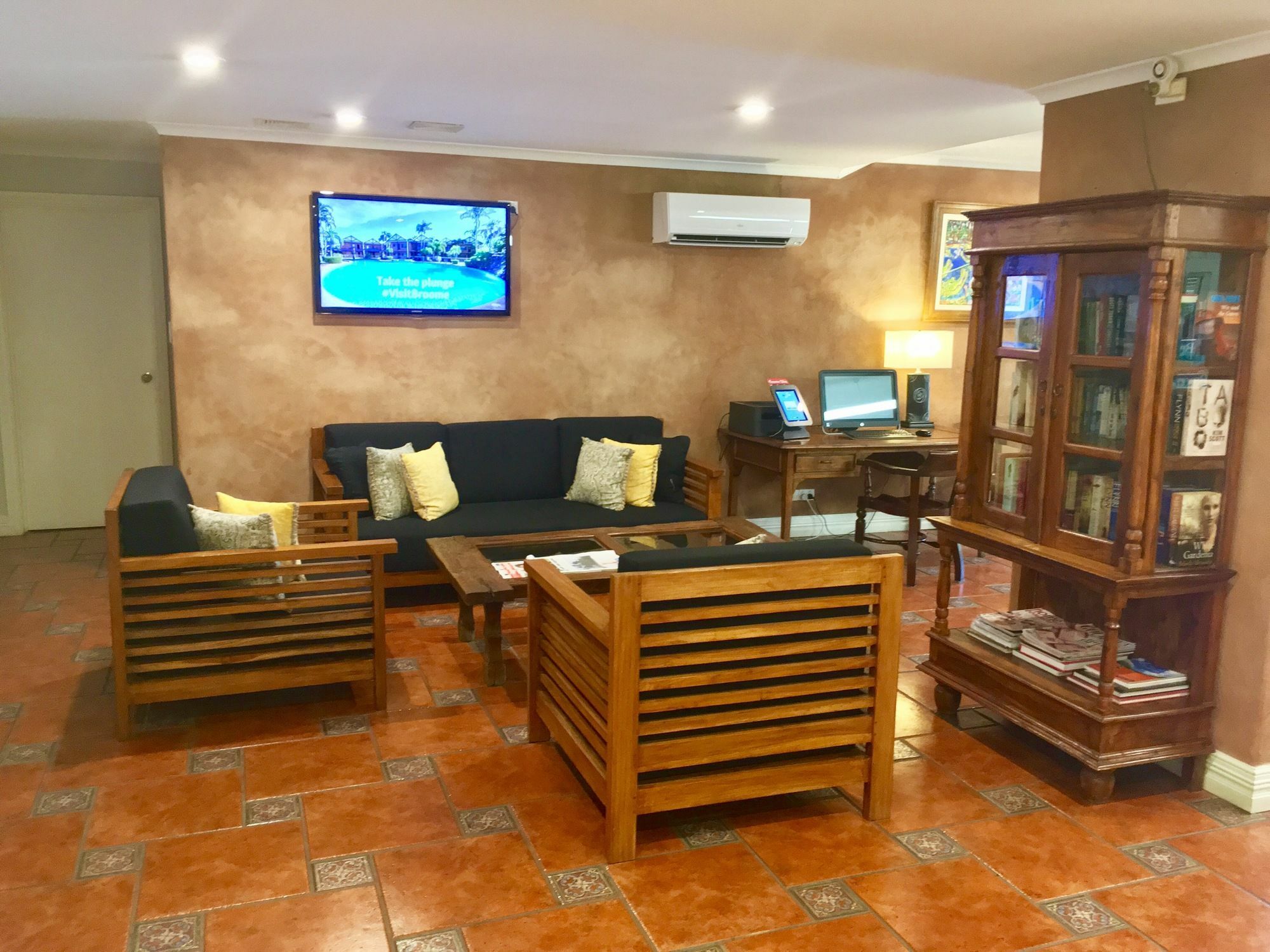 Moonlight Bay Suites Broome Exteriör bild