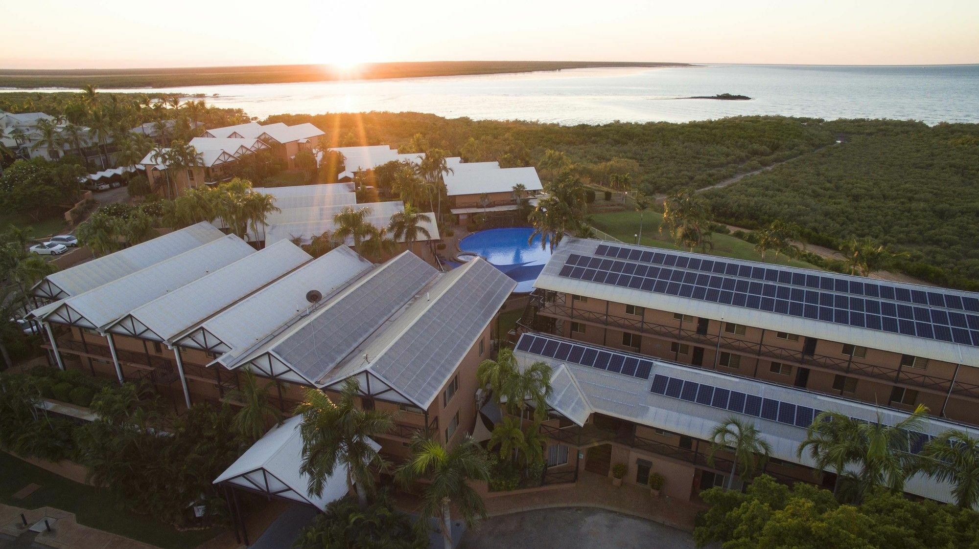 Moonlight Bay Suites Broome Exteriör bild